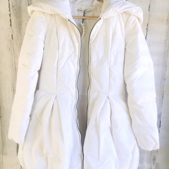 Alice+Olivia Blakely Flared Puffer Coat Duck Down - Picture 5 of 15